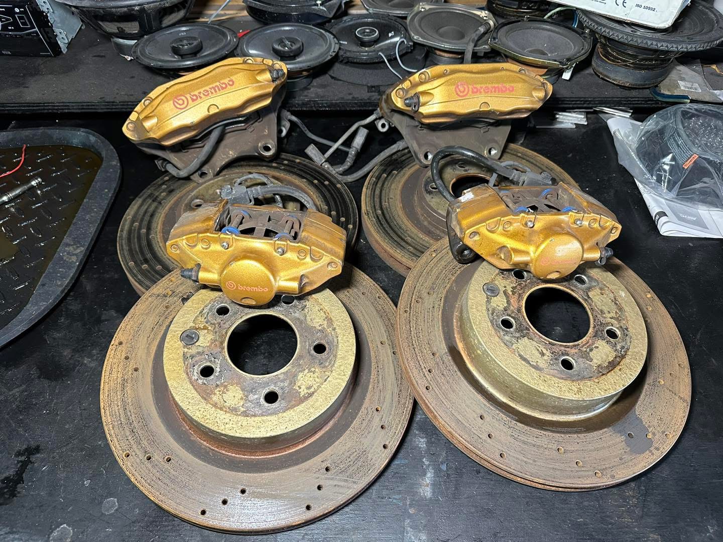 Brembos calipers with rotors lines and pads
