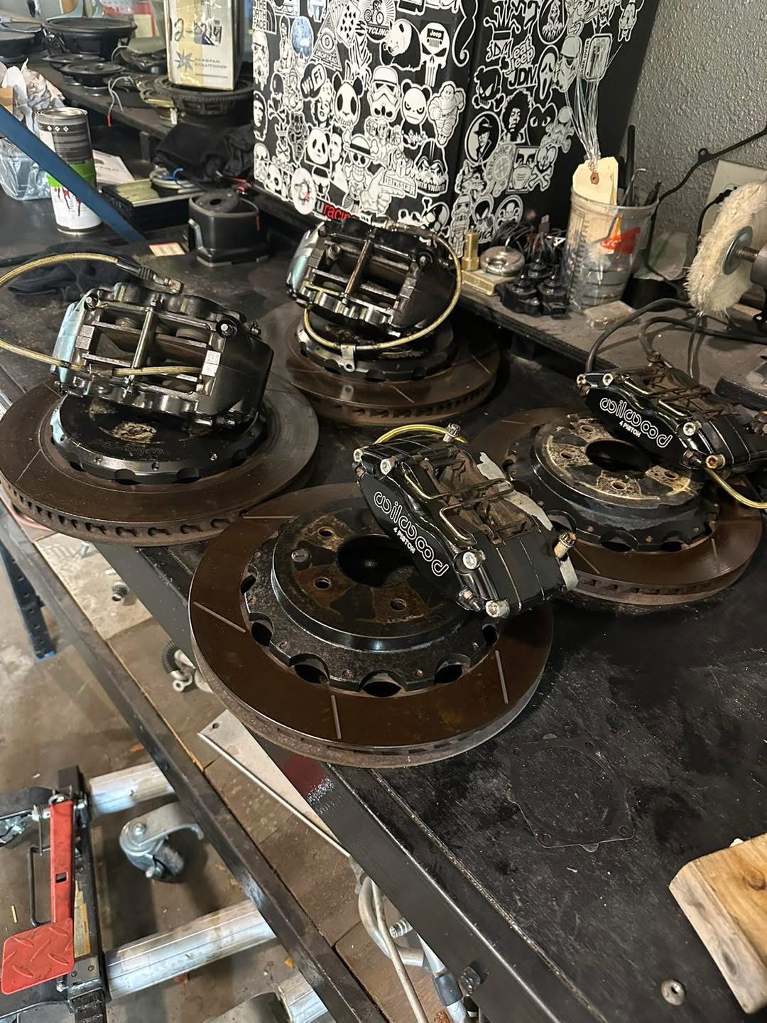 Wilwood Superlight 6 Pot Front 4 Pot Rear Calipers, Pads and Rotors
