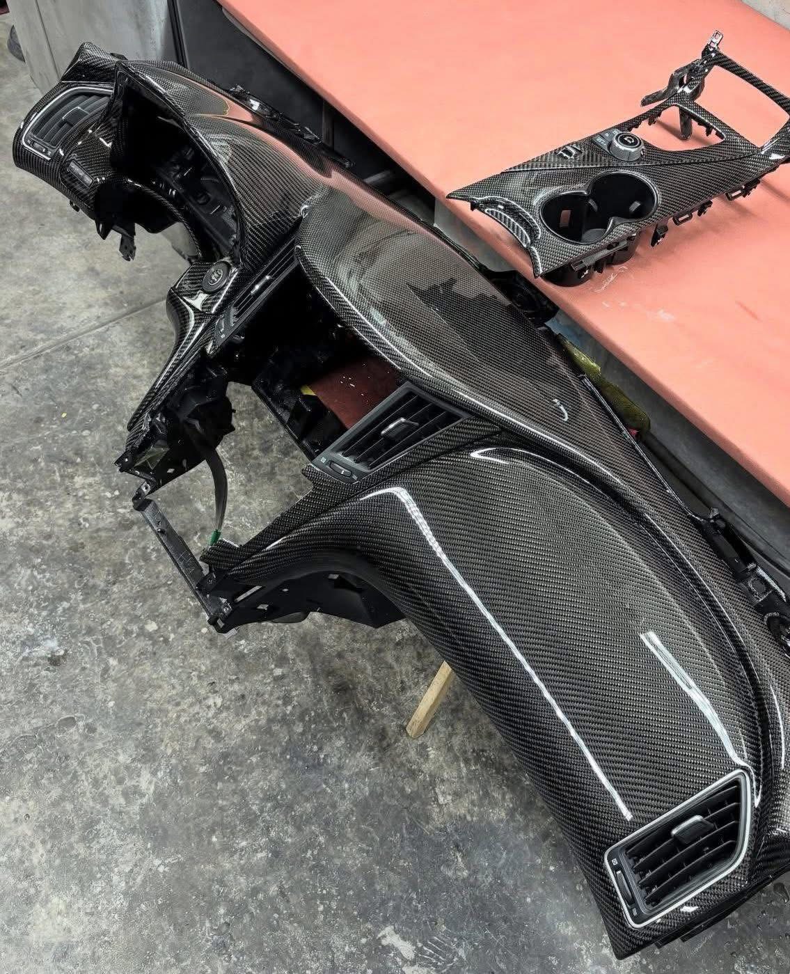 G37  carbon fiber dashboard